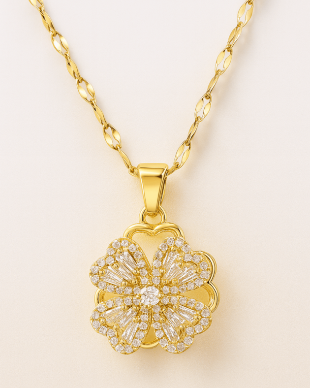 Spinnende firkløverhalskjede